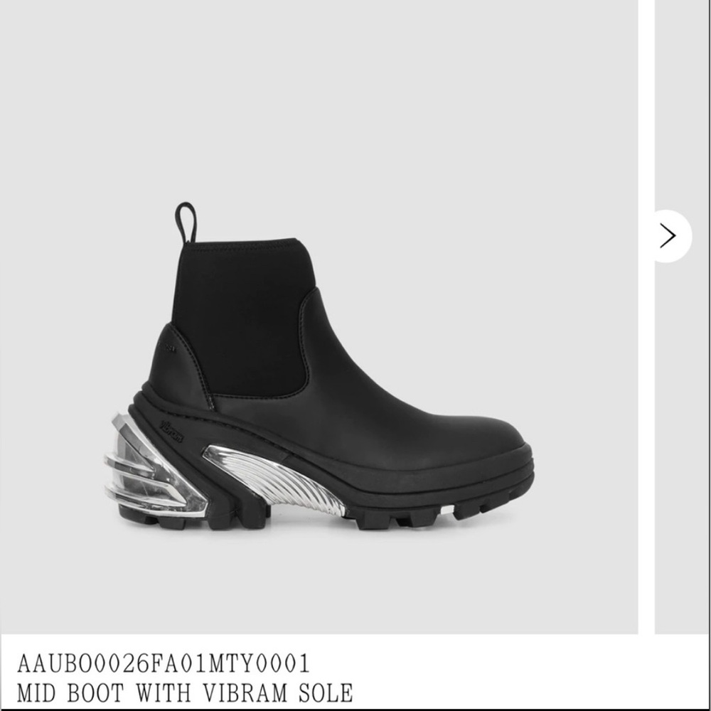 1017 Alyx 9sm black & chrome vibram sole boots